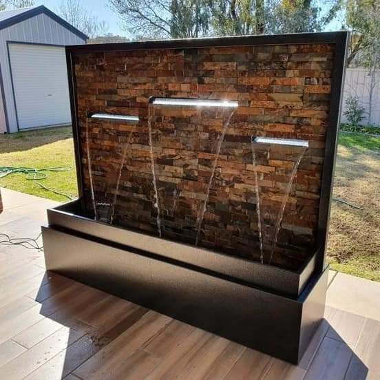 Fancy Outdoor Water Fountain - Color: Multicolured