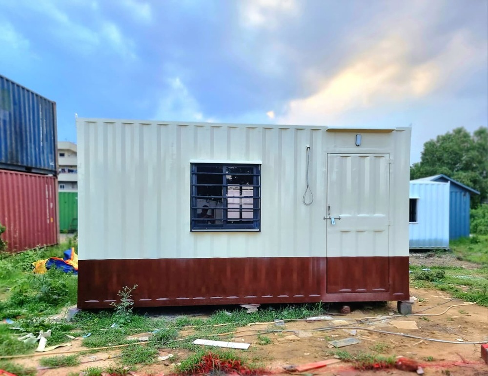 office cabin with toilet 15 x 10