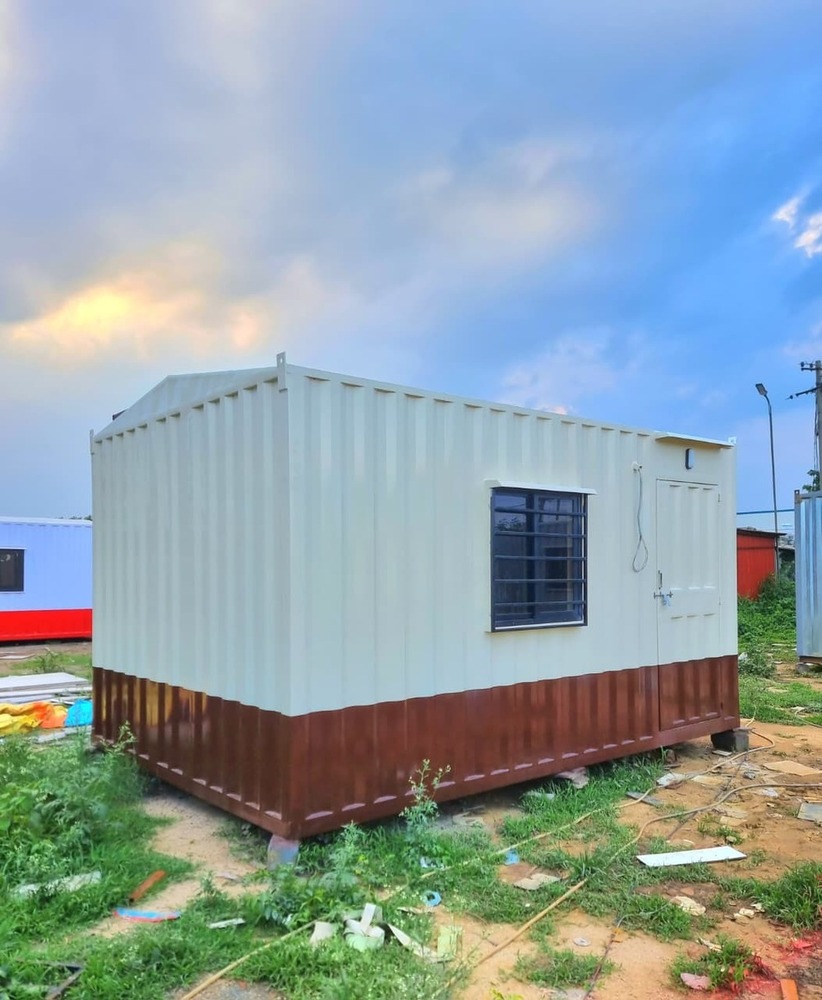 office cabin with toilet 15 x 10