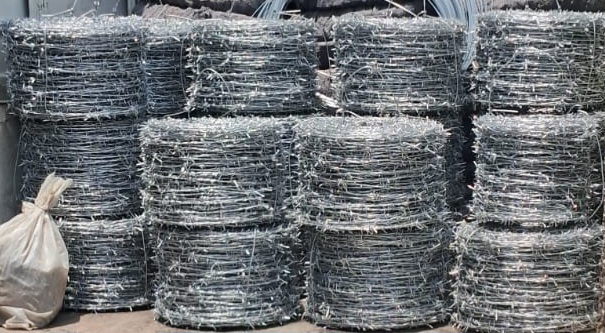 2 Mm Barbed Wire - Color: As Per Availability