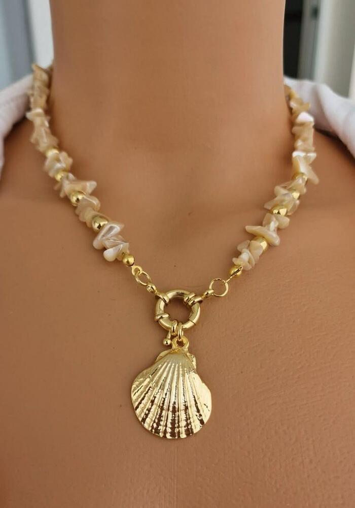 Mother Of Pearl Mussel Necklace - Color: Different Available