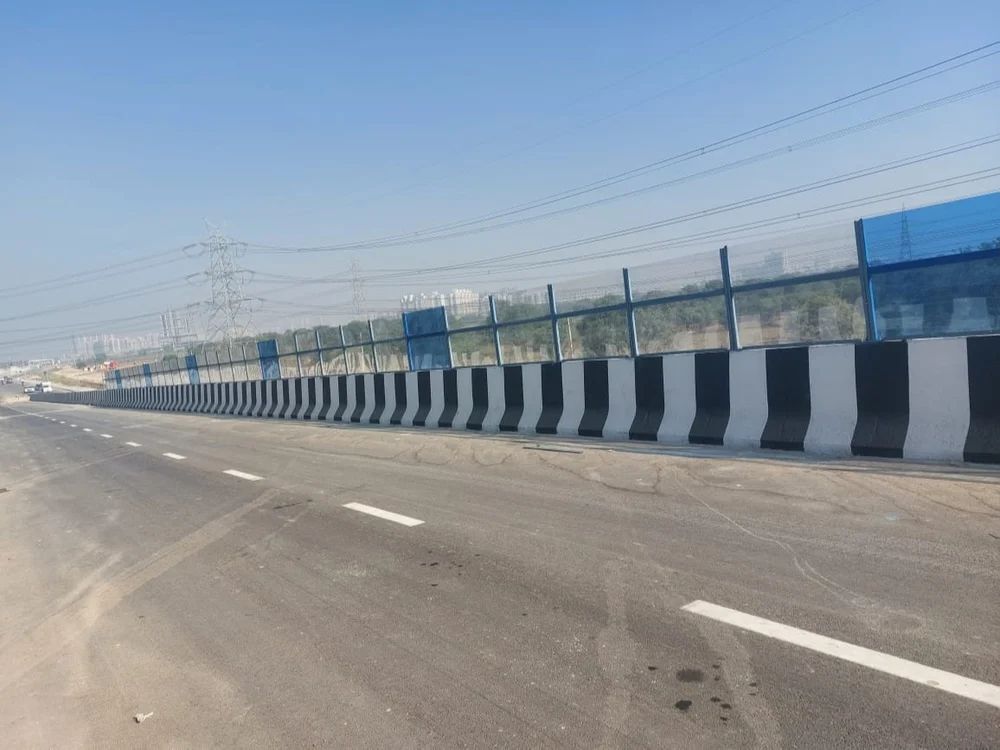 Reflective Noise Barrier