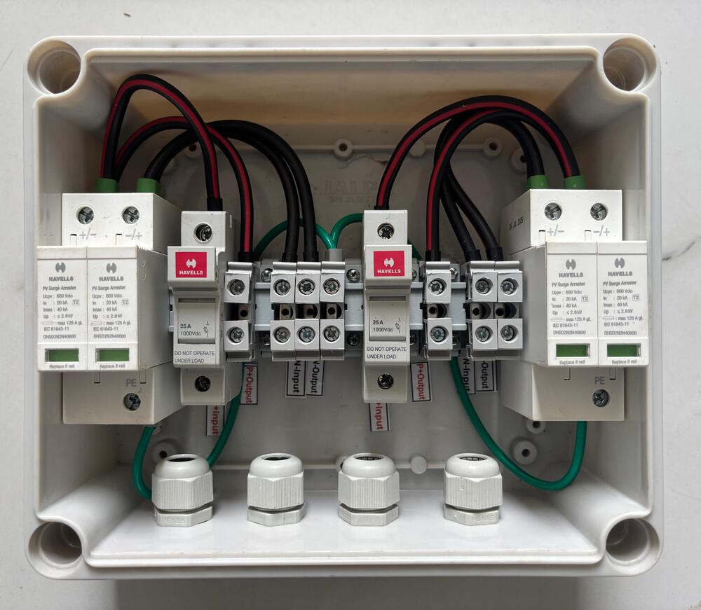 2 In 2 Out 600V Havells with 2 SPD Solar DCDB