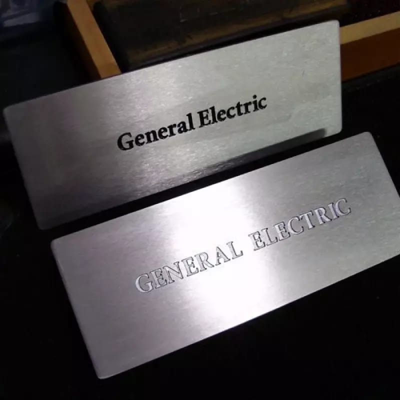 Fiber Laser Marking Machine India - Color: White