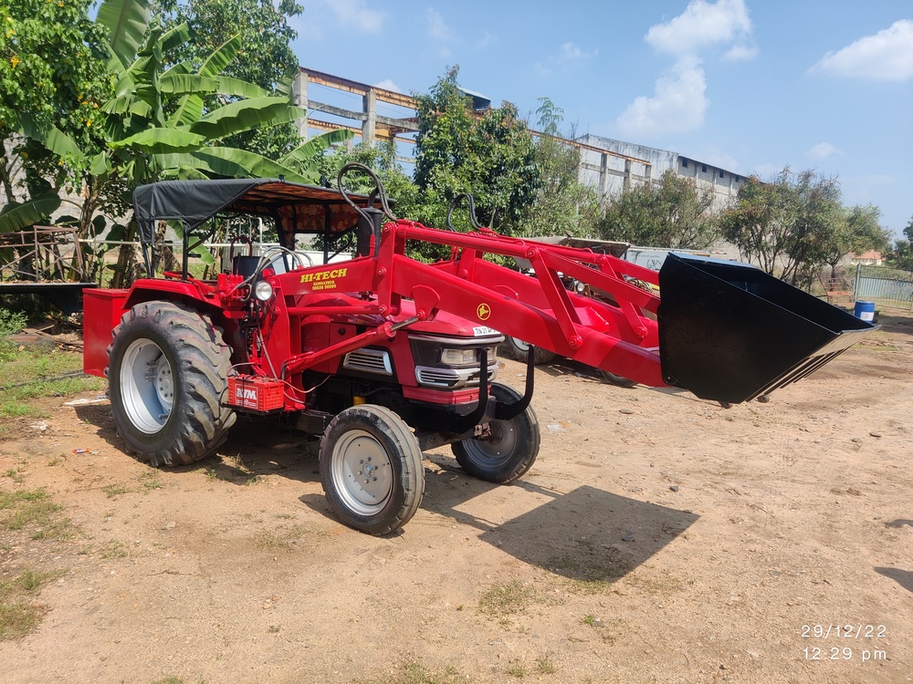 Gravel Bucket Loader - Finishing: Powder-Coated Finish