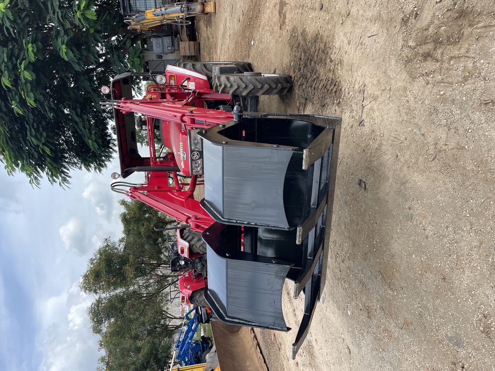 Wood Log Grab Bucket - Finishing: Powder-Coated Finish