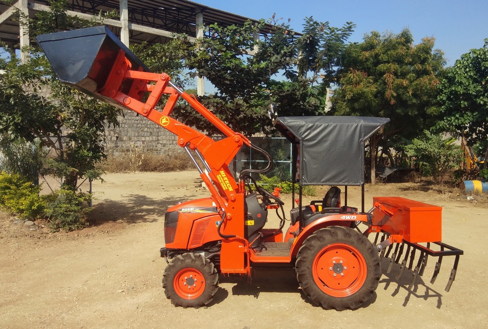 Graveltype Mini Loader - Finishing: Powder-coated Finish