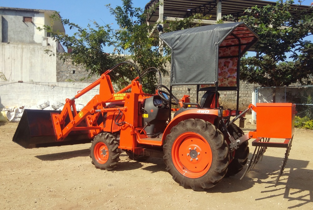 Graveltype Mini Loader - Finishing: Powder-coated Finish
