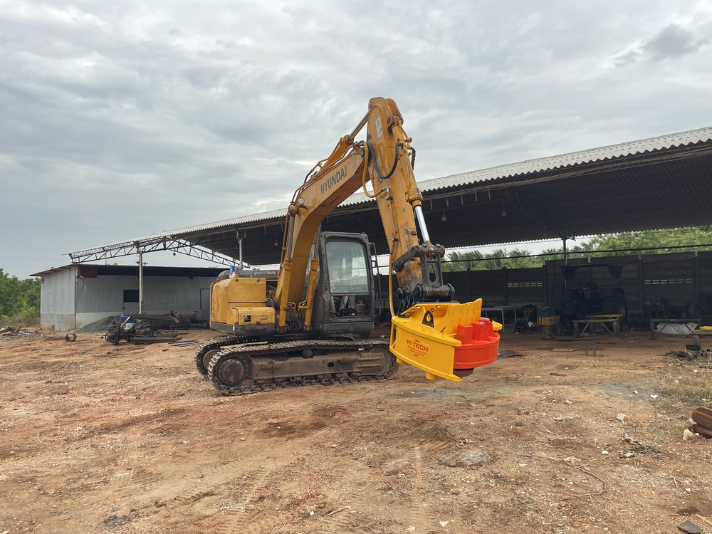 Tree Cutter Jcb Machine - Lubrication Type: Grease Lubrication For Joints And Moving Parts