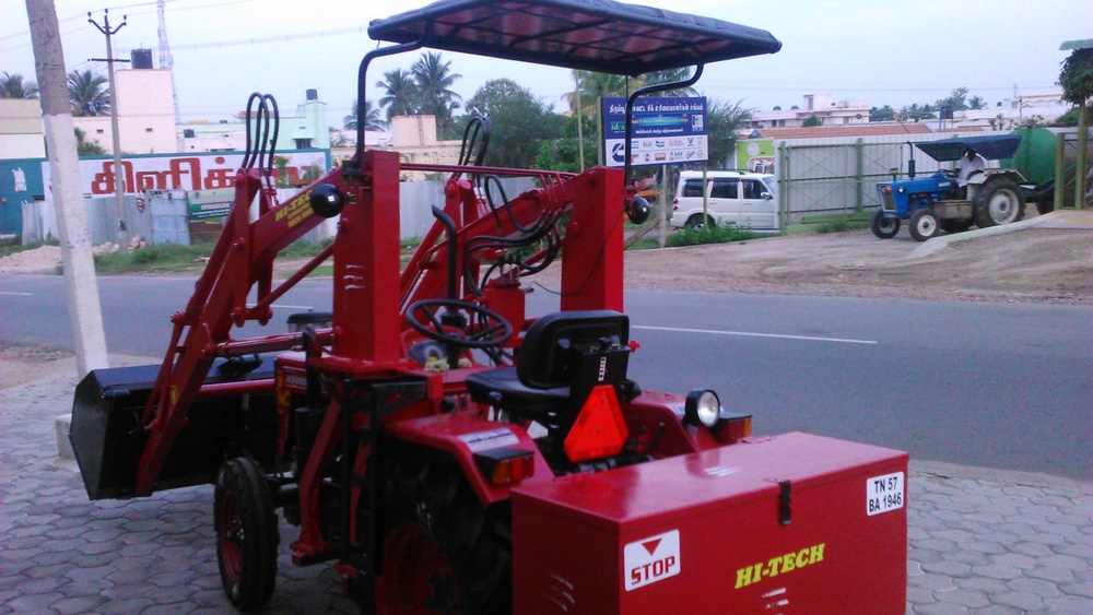 High Pillar Type Mini Loader - Finishing: Powder-coated Finish