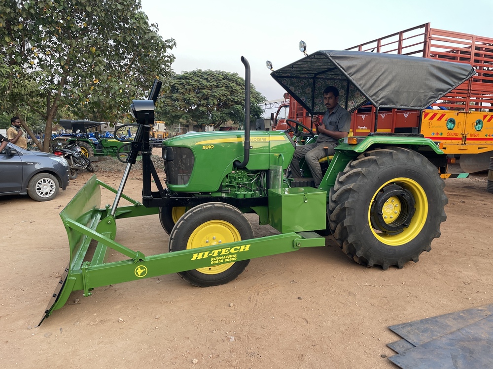 Hmt Type Dozer - Finishing: Powder-Coated Finish