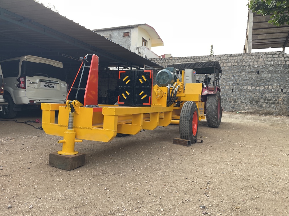 Electrical Wood Splitter - Lubrication Type: Grease Lubrication For Joints And Moving Parts