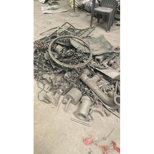 Channel Scrap Titanium - Color: Silver