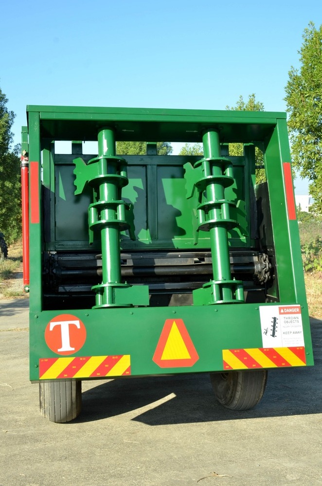 Farmland Manure Spreader