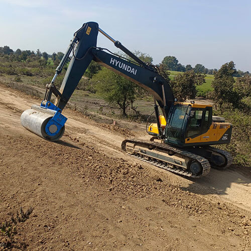 Slope Compactor Roller - Feature: High Quality
