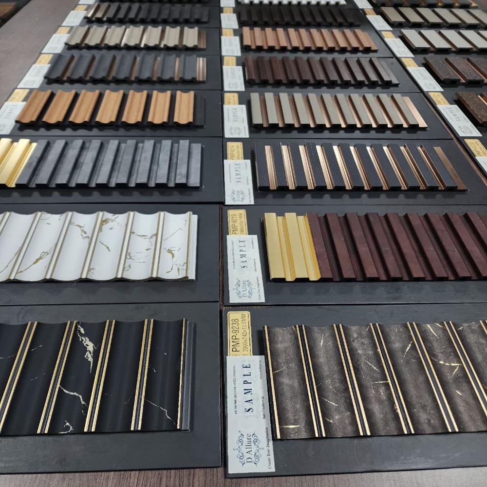 Uniclad PS/Charcoal Fluted Louver Panel for Wall