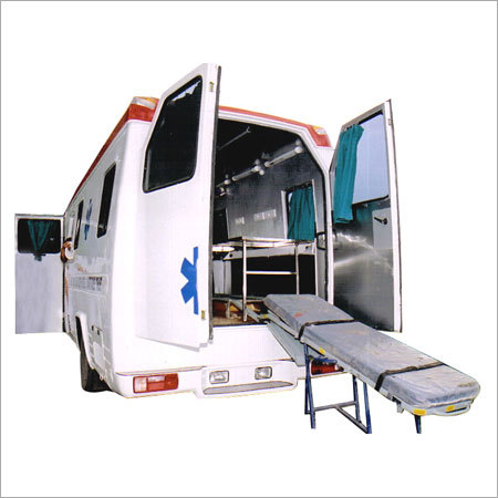 folding स्ट्रेचर के साथ आईसीयू एंबुलेंस