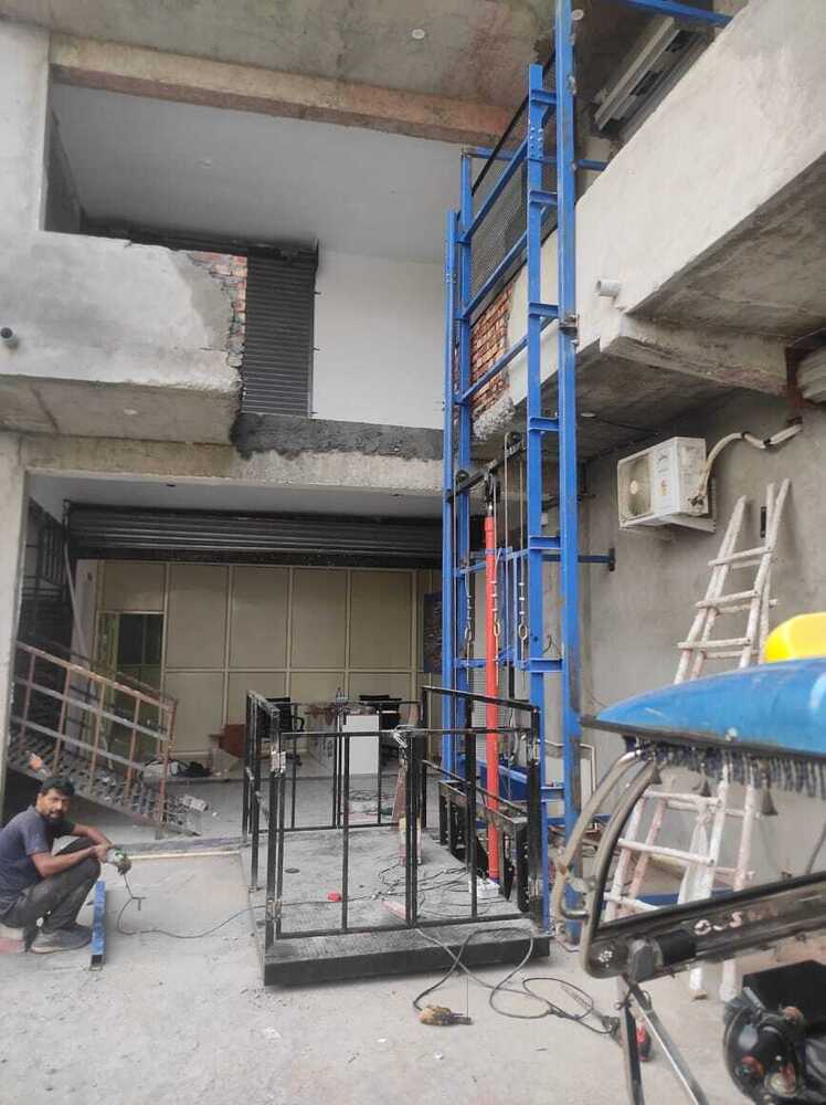 Single Mast Hydraulic Goods Lift