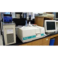 UV-VISIBLE SPECTROPHOTOMETER
