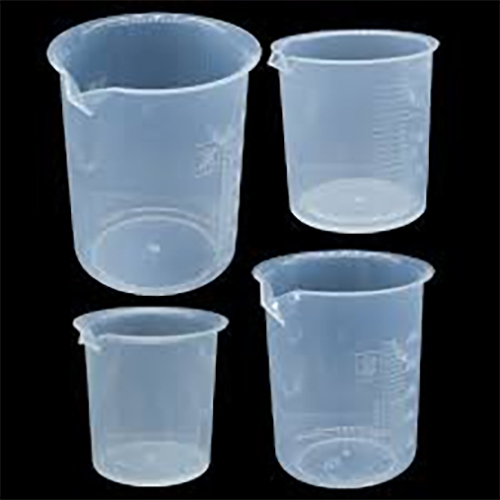 PLASTIC BEAKER