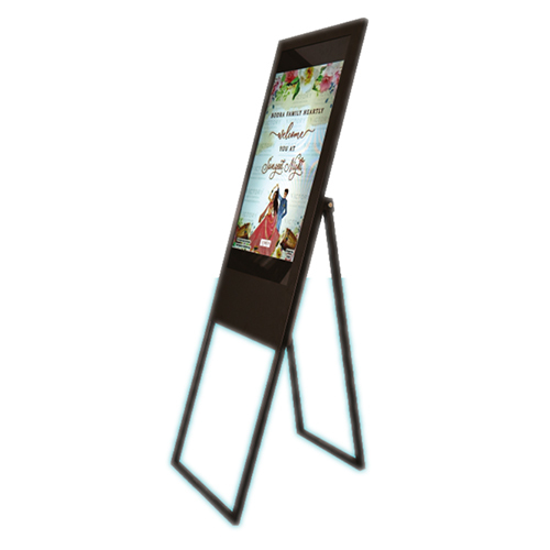 32 Digital Standee - Application: Advertising