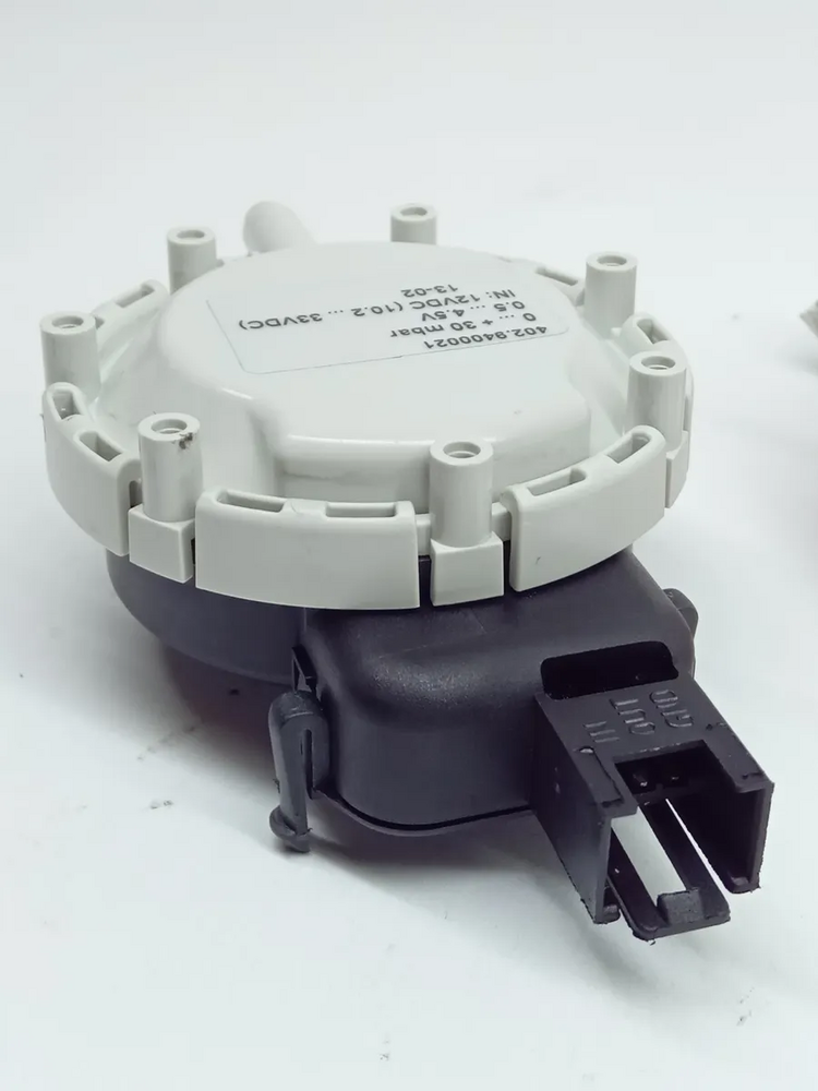 402.9400021 Huba Control Differential Pressure Transmitter