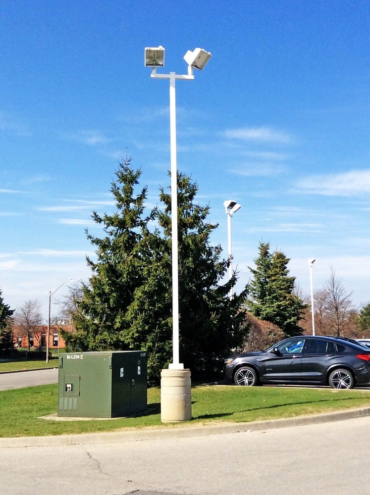 Square Pipe Lighting Pole - Color: White