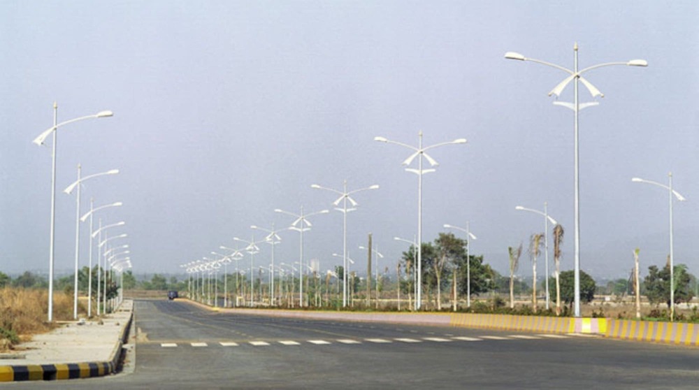 Steel Octagonal Lighting Pole - Color: White