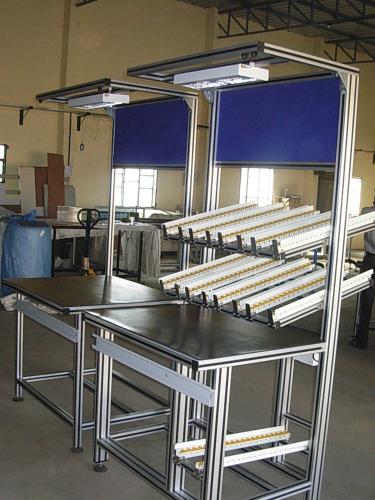 Modular Workstation - Color: Customized