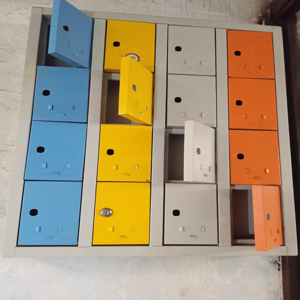 18 Door Mobile Phone Locker_Rolex India Engineering