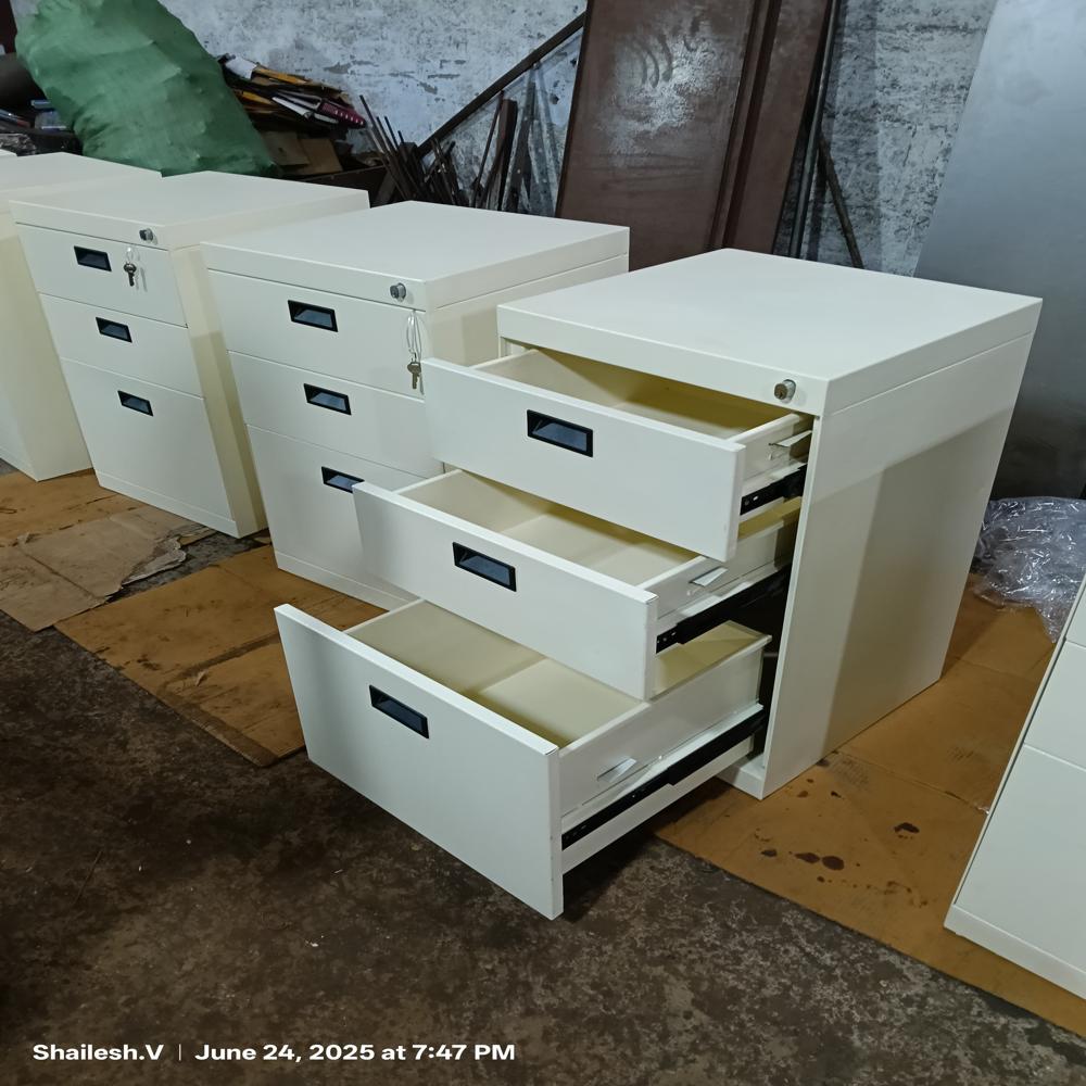 Metal Pedestal_Rolex India Engineering