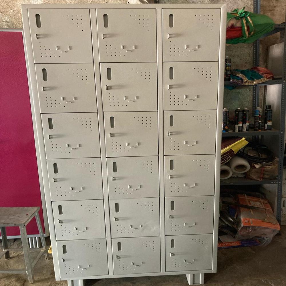 18 Storage Lockers - Material: Cold Rolled Steel