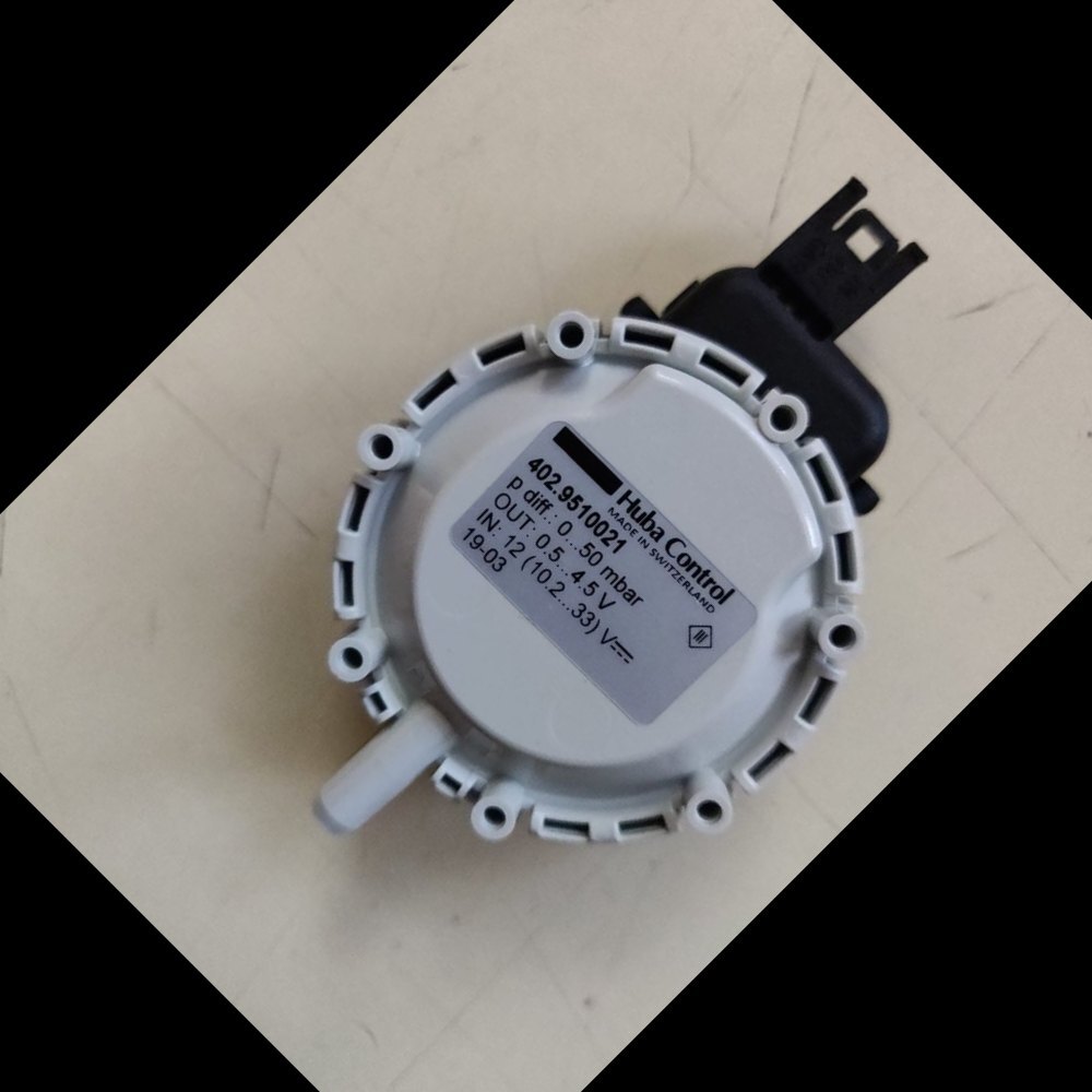 Huba Control Transmitter Model 402.9510021