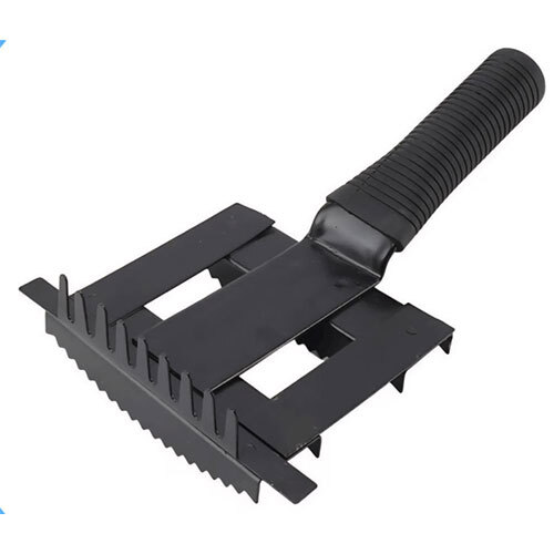 Live Stock Comb - Color: Black