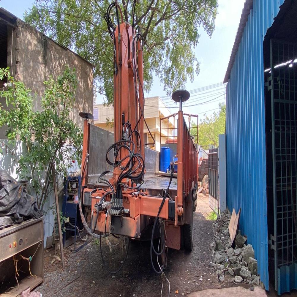 Truck Mounted Crane (Stiff Boom) - Application: Factory