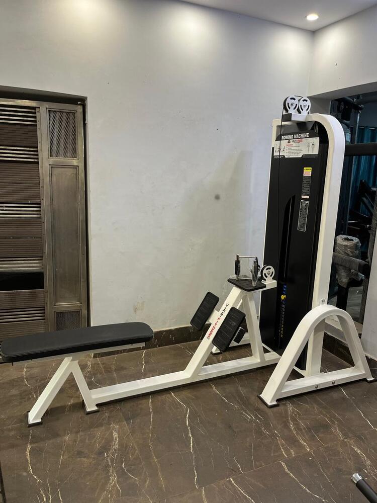 Seated Rowing Exercise Machine - 235 Kgs, Electrostatic Powder Coated Mild Steel Frame, Soft Foam Seat For Comfort | Manual Operation, Targets Back Muscles, 80 Kgs Weight Loading Capacity