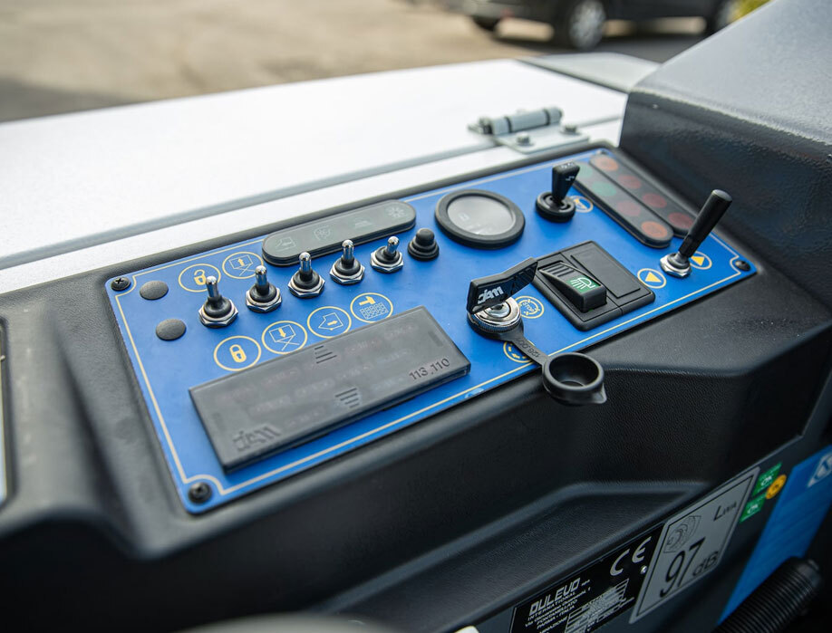 Industrial Dulevo 100 - Color: White And Grey