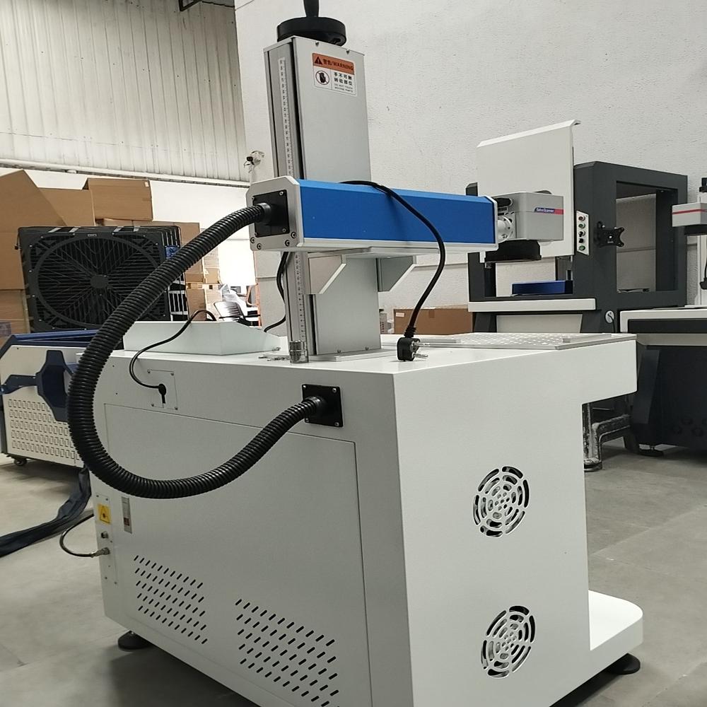 Automatic Fiber Laser Marking Machine - Accuracy: 99.99  %