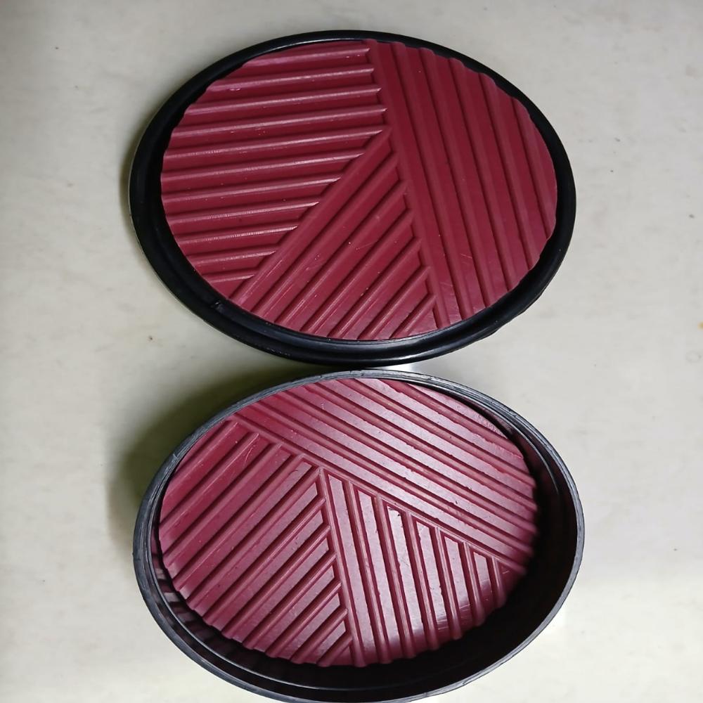 Palm Husker - Color: White-black