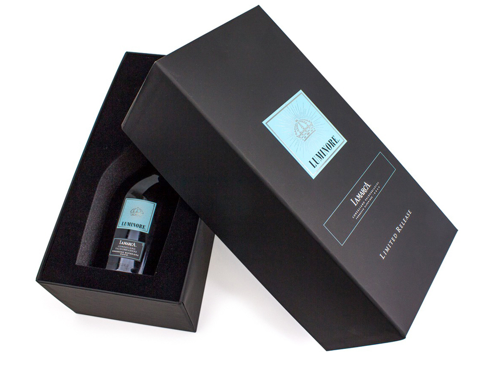 Printed Packaging Box - Glossy Lamination, Uv Offset Printing, Various Sizes , Embossed Surface For Enhanced Appeal And Branding