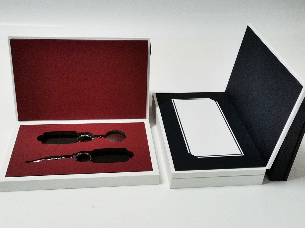 Customized Car Key Boxes - Finishing: Glossy Lamination