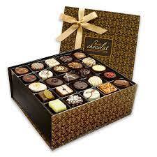 Customized Chocolate Box - Finishing: Glossy Lamination