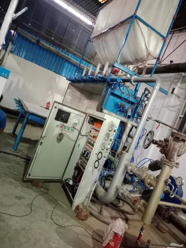 Horizontal Eps Block Moulding Machine - Capacity: 25 Ton/day