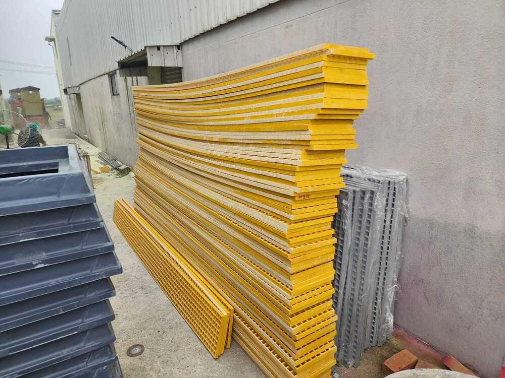FRP GRATINGS