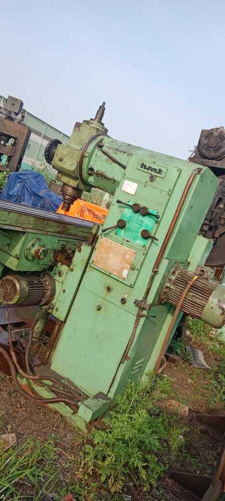 Vertical Milling Machine - Color: Green