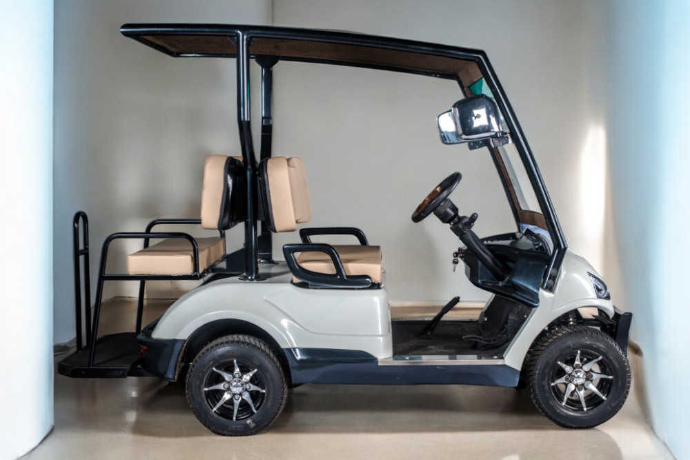 Saera L - 300 4 Seater Electric Passenger Golf Cart