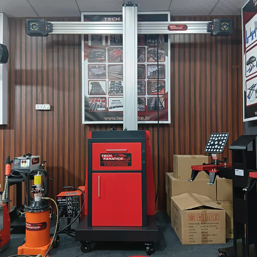 Wheel Alignment Machine - Color: Silver