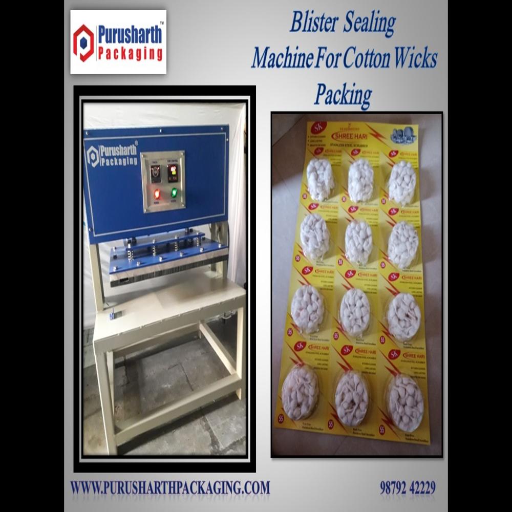 Toys packing machine