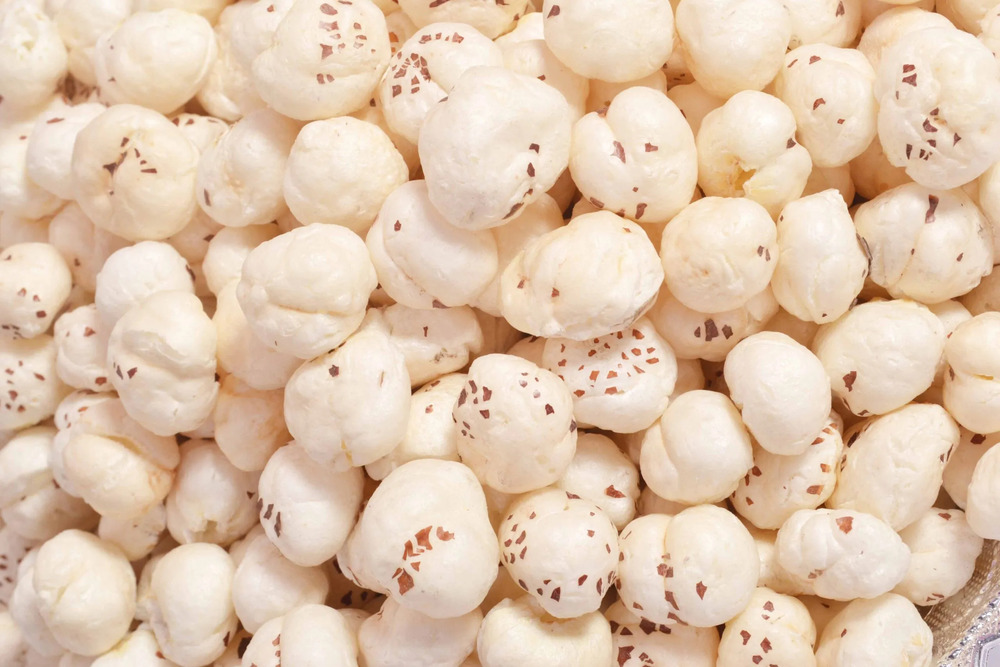 Phool Makhana - Color: White