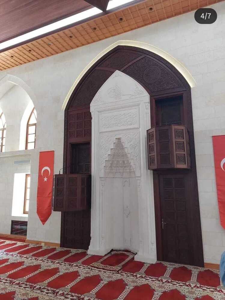 White Marble Masjid Mihrab
